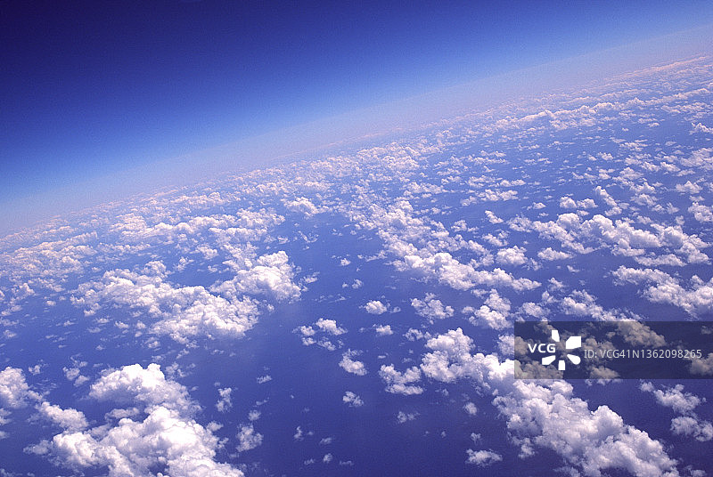从高处看地球。图片素材