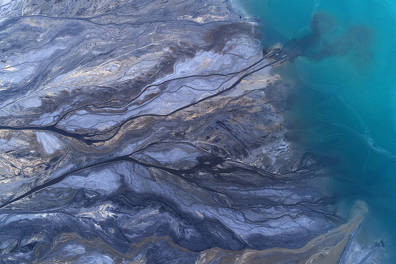 藍綠色的瀉湖圖片素材
