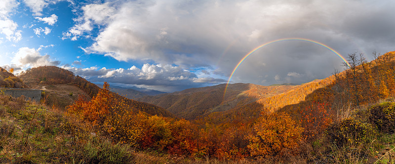 風景彩虹山對天空圖片素材