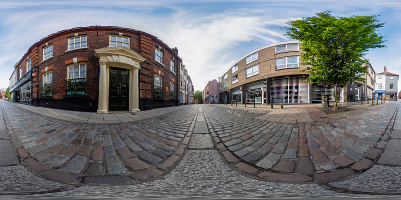 在诺福克诺维奇市历史悠久的波特门拍摄的360度球形全景图图片下载