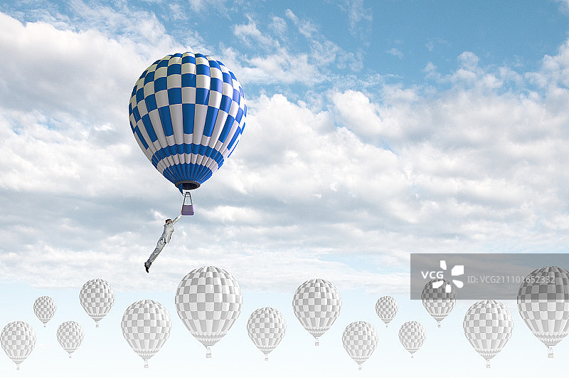 高空气球在天空。气球在高空飞行的概念形象图片素材