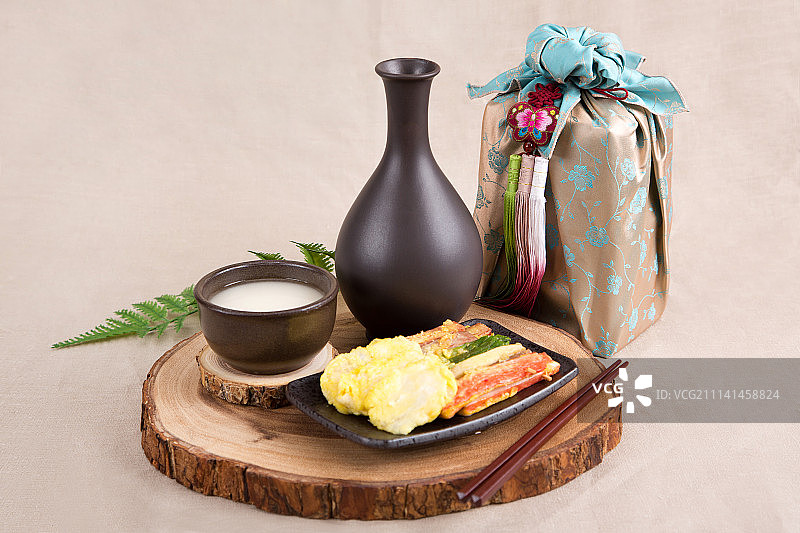 韩国的传统饮品——米酒、马格力等。071图片素材