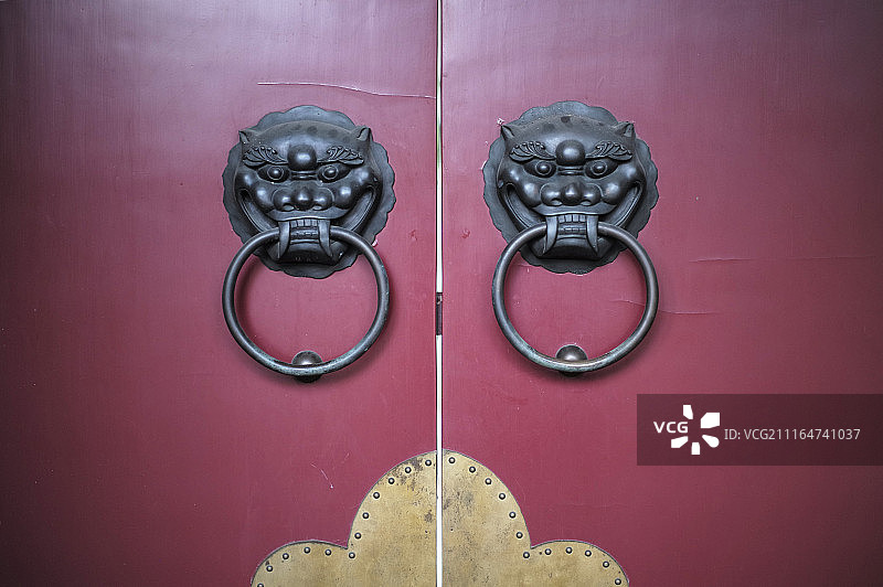 老北京宅门及门环图片素材