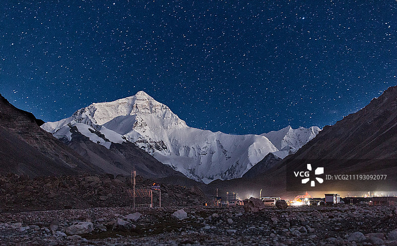 西藏日喀则美丽的星空图片素材