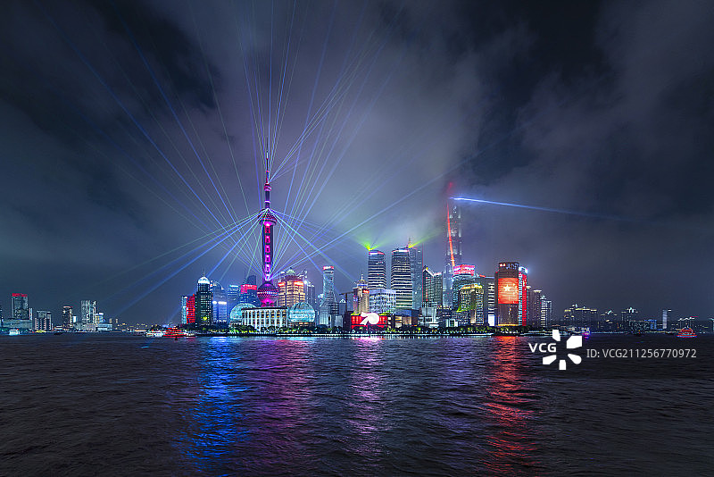 上海城市景观夜景灯光秀图片素材
