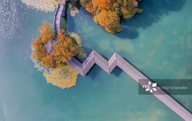 杭州西湖霁虹桥秋景图片素材