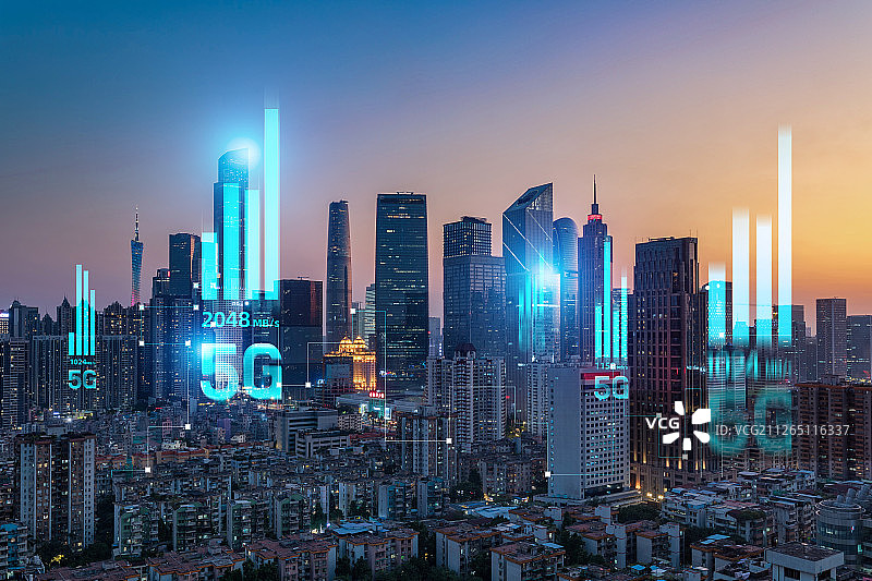 5G网络信号科技快速发展广州CBD摩天大楼城市天际线建筑经济图片素材