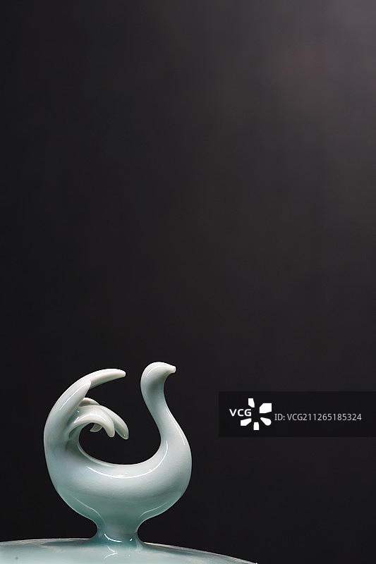 浙江省博物馆青瓷特展《天下龙泉》中的展品图片素材