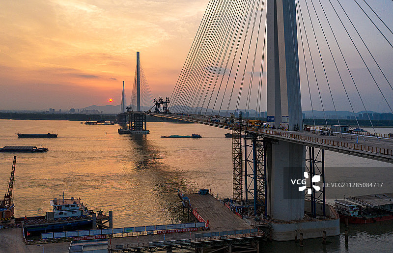 建设中的南京长江五桥图片素材
