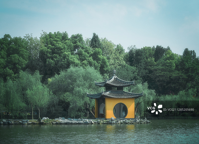 中国扬州瘦西湖自然风光图片素材