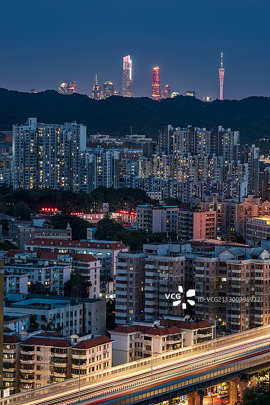 广州城中村与珠江新城夜景图片素材