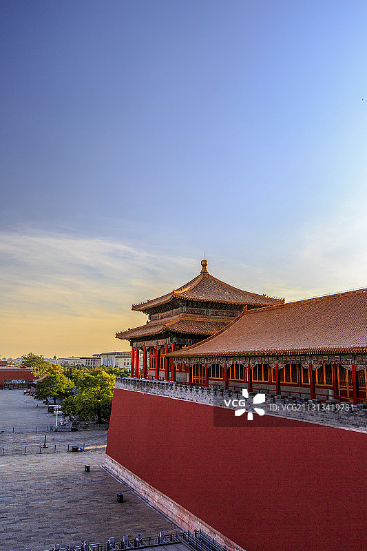 从午门城楼俯瞰北京故宫午门两翼图片素材