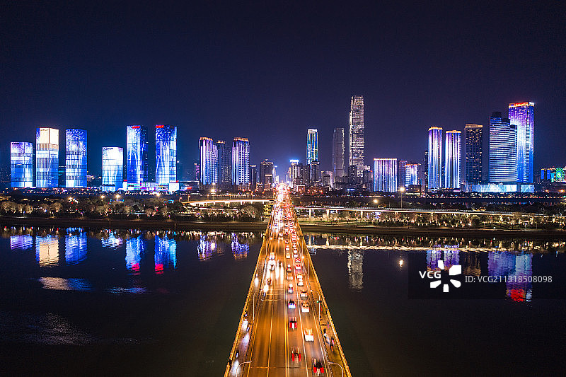 航拍长沙城市天际线夜景图片素材