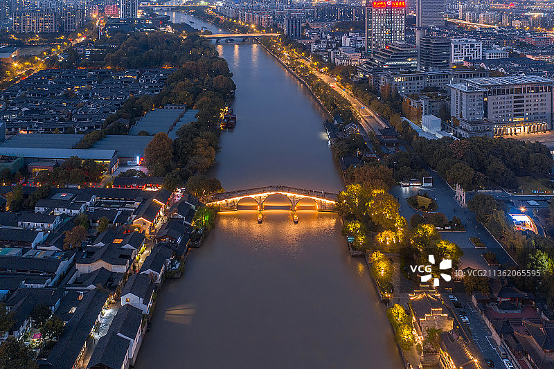 航拍杭州京杭大运河拱宸桥夜景图片素材