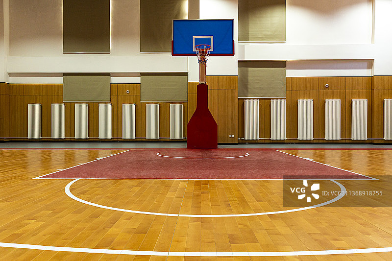 室内篮球比赛场地篮球俱乐部图片素材