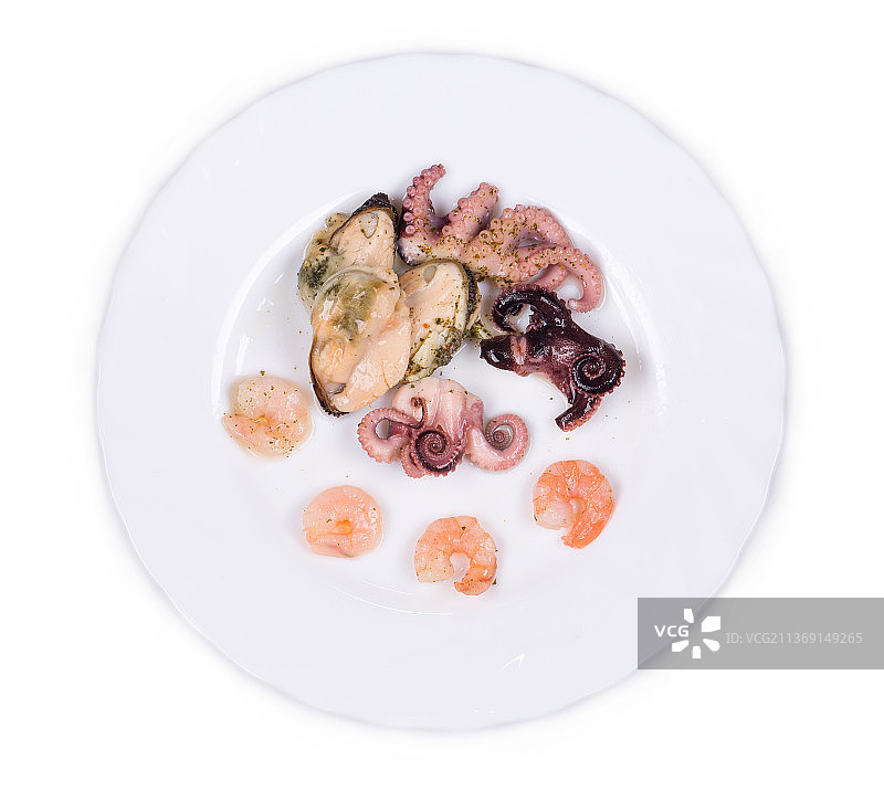 混合海鲜盘，直接上方拍摄的食物在盘子上的白色背景，摩尔多瓦图片素材