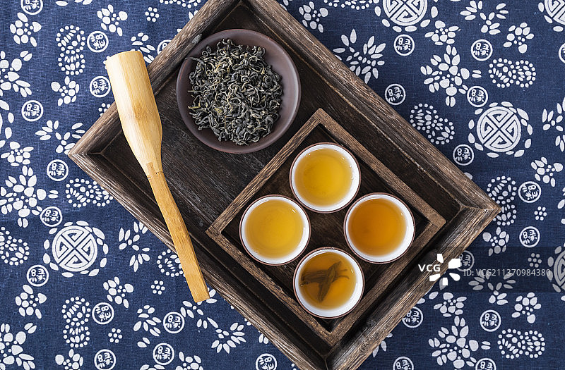 茶杯和茶叶茶具摄影图图片素材