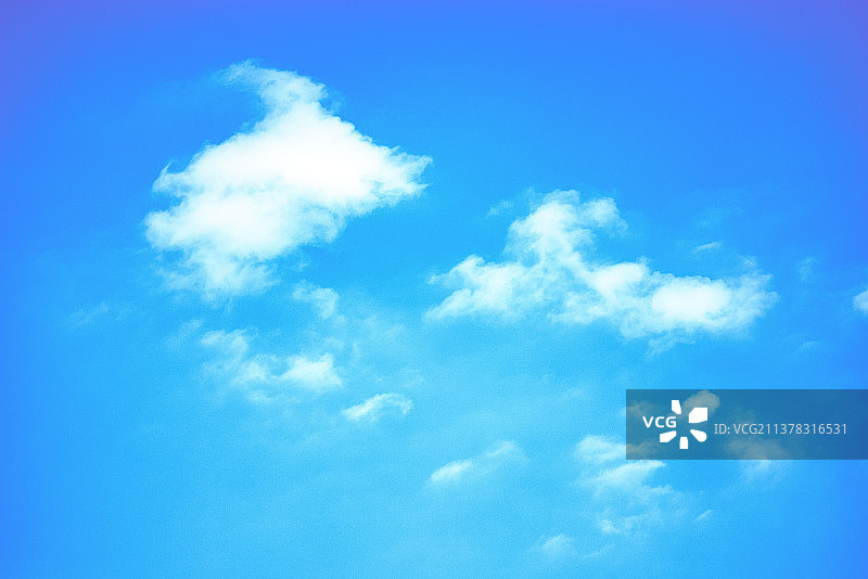 蓝天上的云彩图片素材