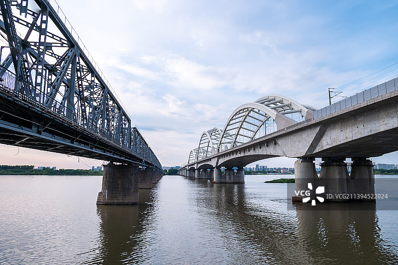 黑龙江省哈尔滨市中东铁路松花江大桥图片素材