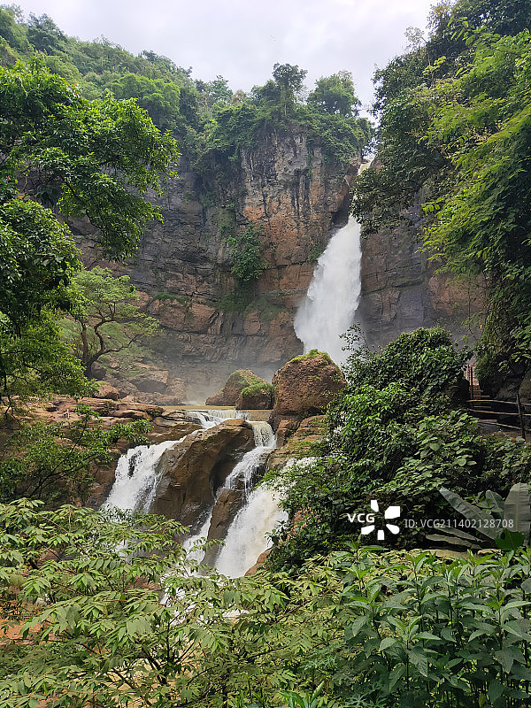 西爪哇省Sukabumi地质瀑布图片素材