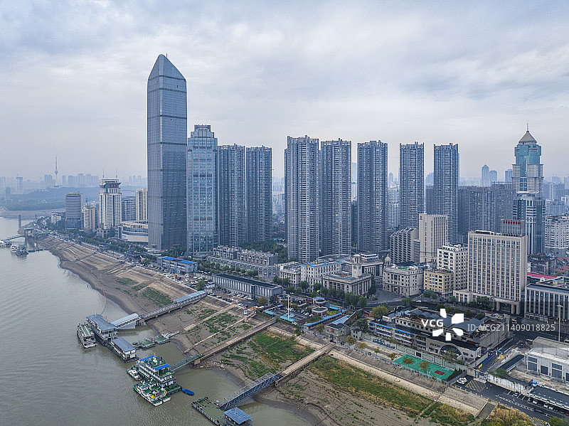 武汉江汉关长江两岸城市风光日出图片素材