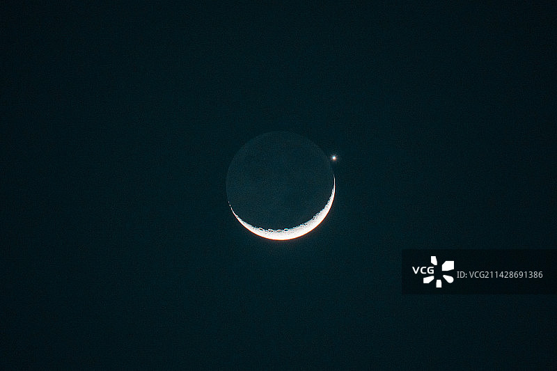 金星合月-2023年3月24日图片素材