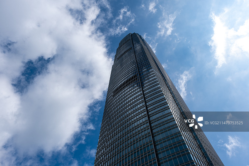 蓝天白云现代摩天大楼背景图片素材