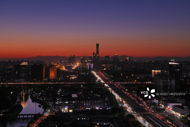 航拍晚霞中的北京CBD全景地标建筑图片素材