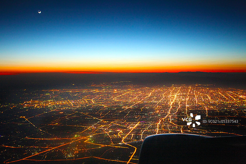飞机上的北京夜景图片素材