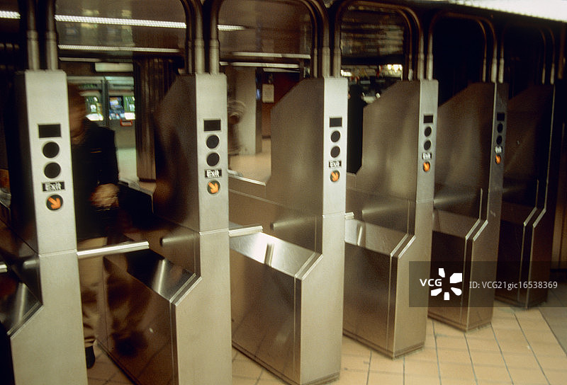 美国纽约地铁站转门图片素材