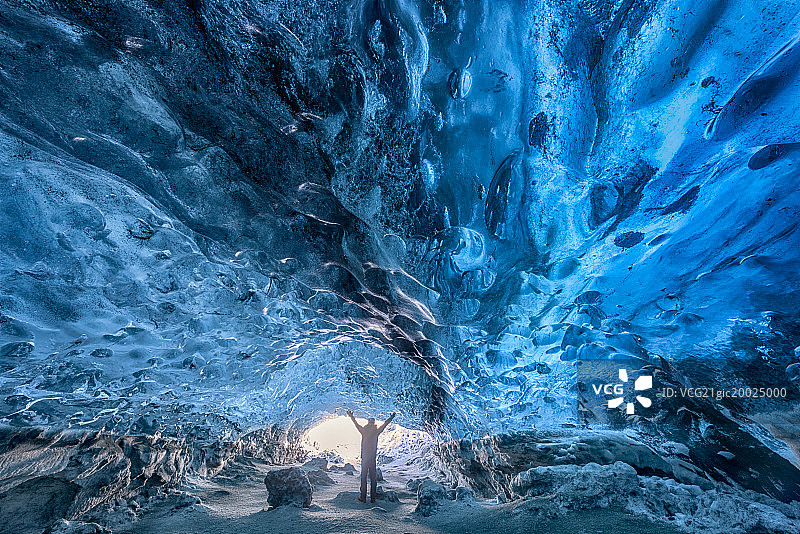 冰岛 蓝冰洞 自拍图片素材