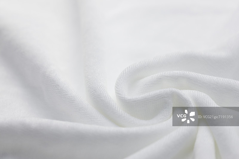 白色折叠毛巾图片素材