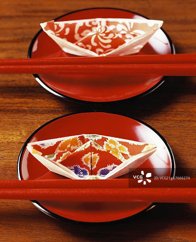 中式餐具用筷子图片素材