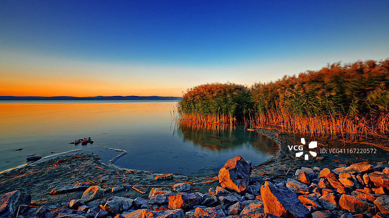 巴拉顿湖的日落图片素材