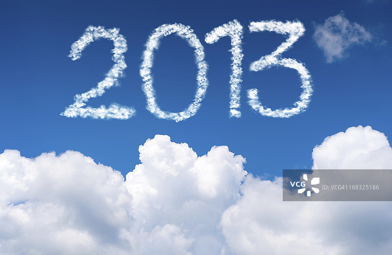 2013年，天空多云图片素材