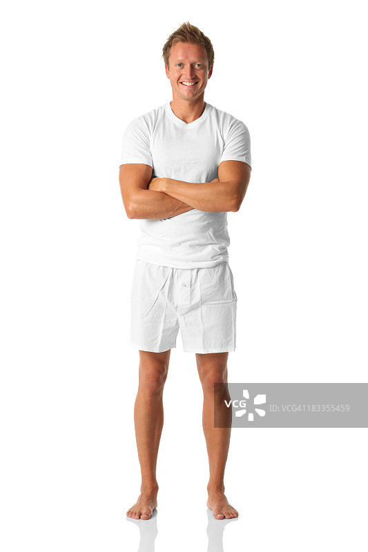 孤立的男性穿着拳击短裤和t恤图片素材