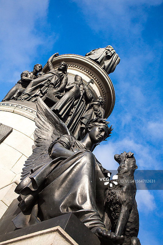 丹尼尔·奥康奈尔雕像，都柏林奥康奈尔街图片素材