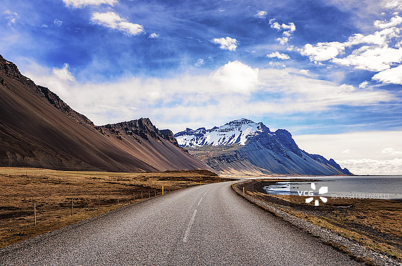 冰岛，霍夫附近的1号公路图片素材
