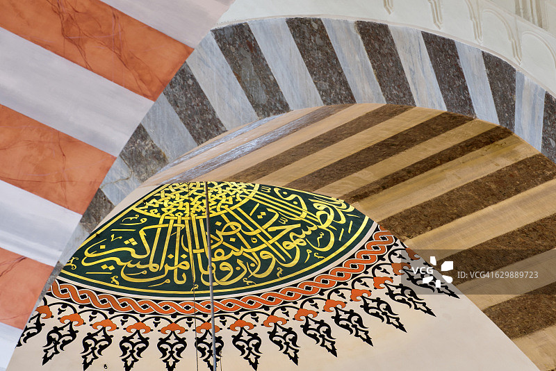 伊斯坦布尔苏莱曼清真寺的内景图片素材