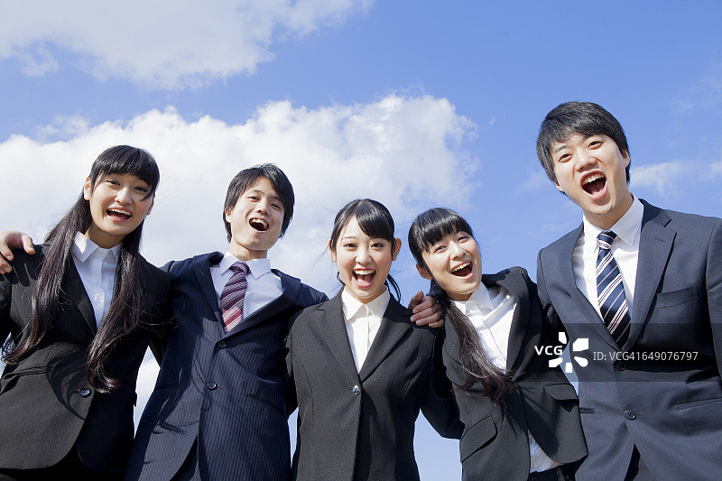 日本商业男人和商业女人合作的肩膀图片素材