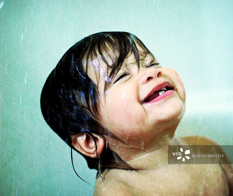 婴儿洗澡美容图片素材