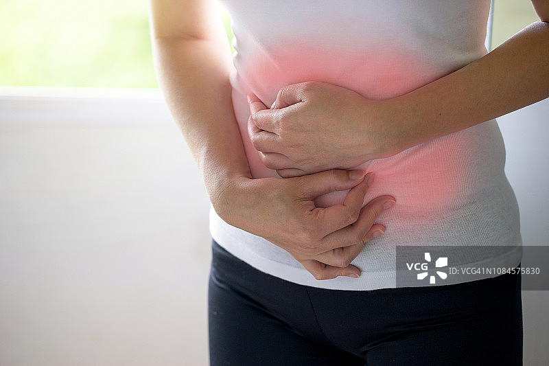 女性胃痛图片素材