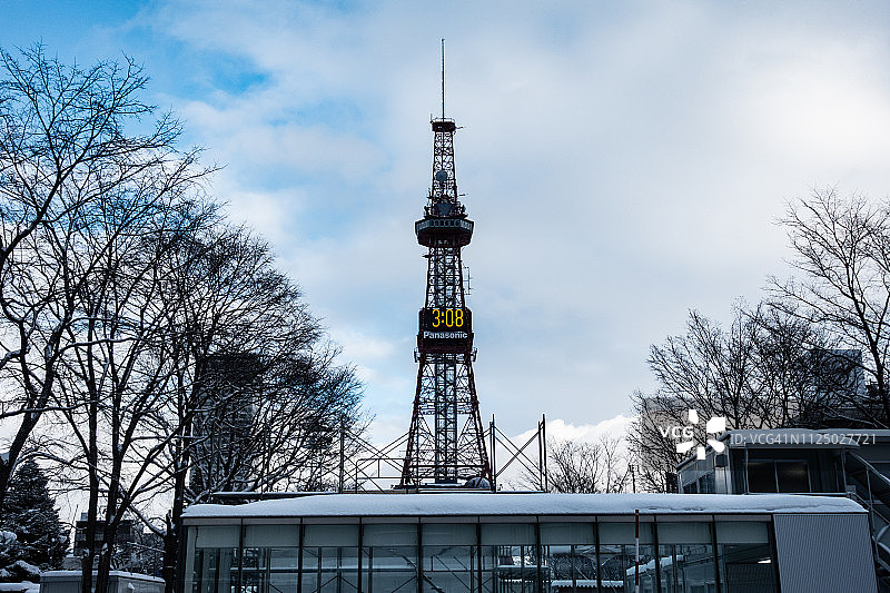 日本北海道札幌市御多利公园的札幌电视塔图片素材