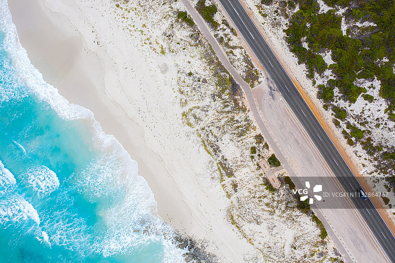 澳大利亚维多利亚州的大洋公路鸟瞰图图片素材