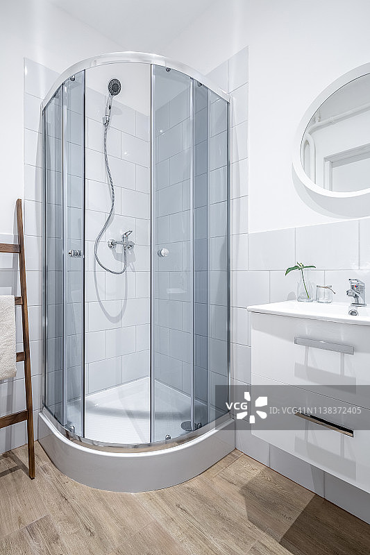 现代浴室和淋浴房图片素材