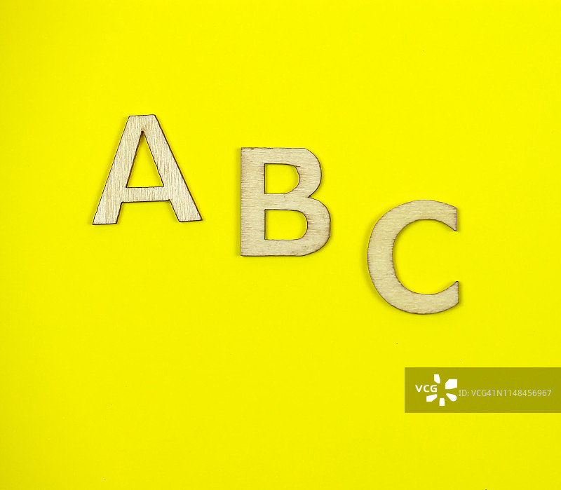 A，B，C 字母图片素材