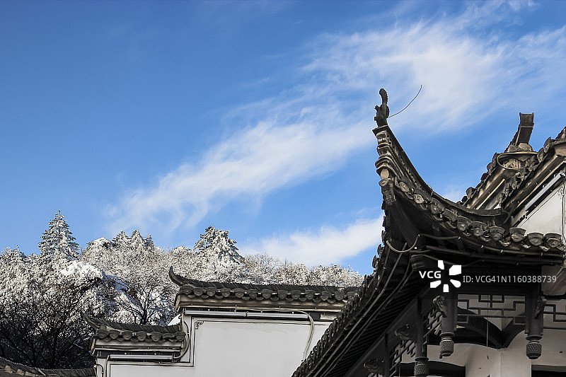 安徽省黄山市宏村传统建筑，中国最美乡村图片素材