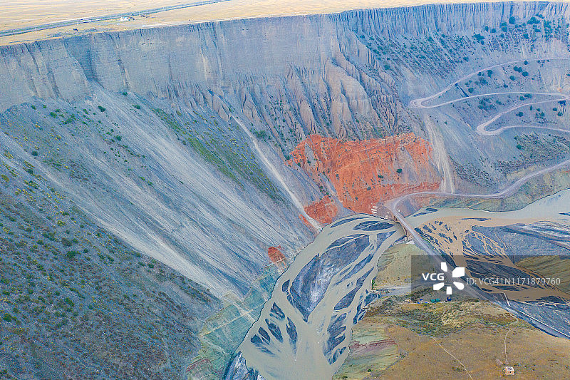 安吉海峡谷鸟瞰图，新疆维吾尔自治区，中国图片素材