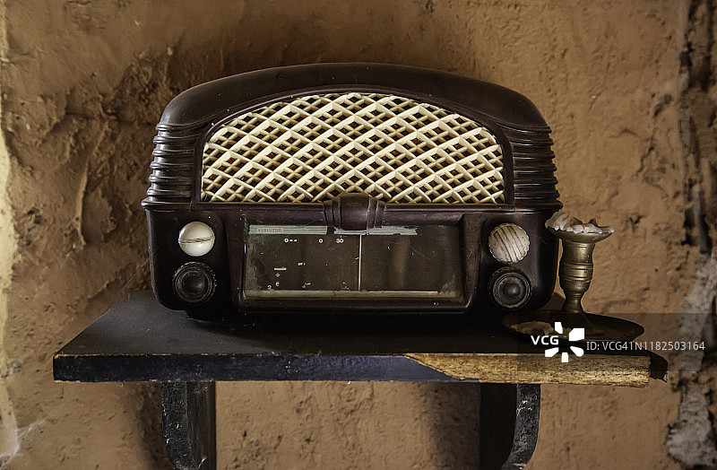 台旧收音机图片素材