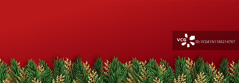 圣诞节的边界是翠绿金黄的松枝。图片素材